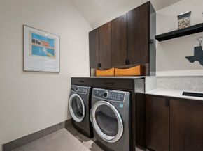 3907  Fox Glen Drive , Irving Texas 75062