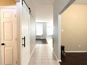 208  creek point Lane , Arlington Texas 76002