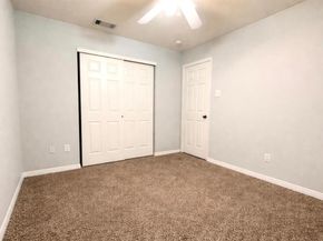 208  creek point Lane , Arlington Texas 76002
