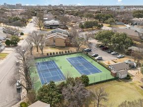 2925  Country Place Circle , Carrollton Texas 75006