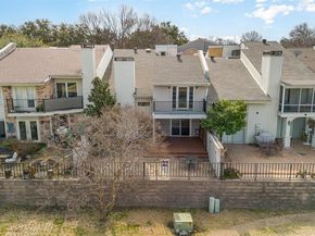 2925  Country Place Circle , Carrollton Texas 75006