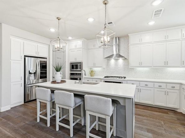 1708  Trinidad Way , Lantana Texas 76226