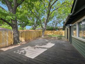 2403 W Colorado Boulevard , Dallas Texas 75211