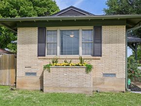 2403 W Colorado Boulevard , Dallas Texas 75211