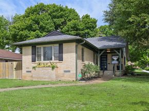 2403 W Colorado Boulevard , Dallas Texas 75211