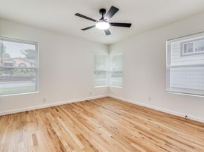 1431  Carson Street , Dallas Texas 75216