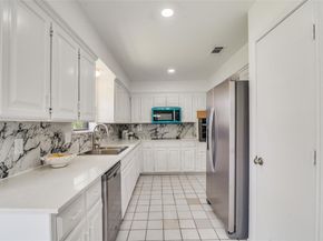 414  Willowcrest Drive , Garland Texas 75040