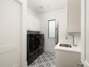 5019  Lark Lane , Dallas Texas 75209