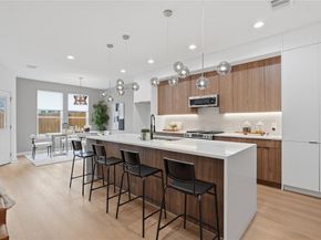 1827  Paducah Avenue , Dallas Texas 75216