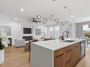 1827  Paducah Avenue , Dallas Texas 75216