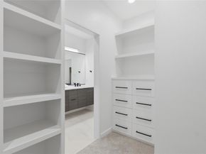 1827  Paducah Avenue , Dallas Texas 75216