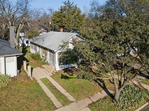 627 N Winnetka Avenue , Dallas Texas 75208