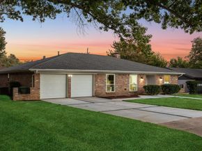 1720  Acorn Lane , Hurst Texas 76054