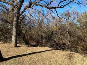 134  Main Place , Euless Texas 76040