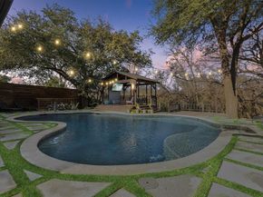 6976  Walling Lane , Dallas Texas 75231