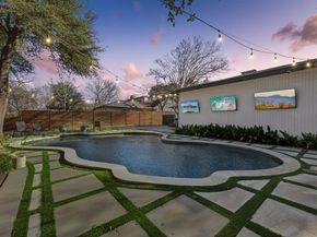 6976  Walling Lane , Dallas Texas 75231