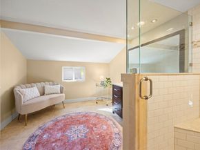 817  Edgefield Road , Fort Worth Texas 76107