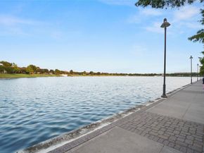 6748  Plaza Viaduct , Irving Texas 75039