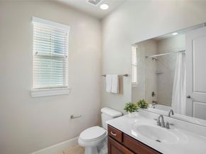 6748  Plaza Viaduct , Irving Texas 75039