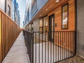 426 W 9th Street  105, Dallas Texas 75208