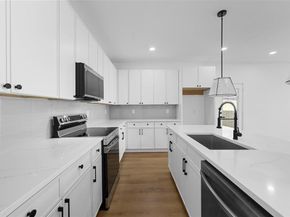 1573  Harris Court , Dallas Texas 75223