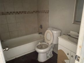 4140  Wilshire Boulevard , Dallas Texas 75241