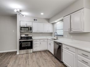 2406  Globe Avenue , Dallas Texas 75228