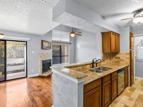 5840  Spring Valley Road  912, Dallas Texas 75254