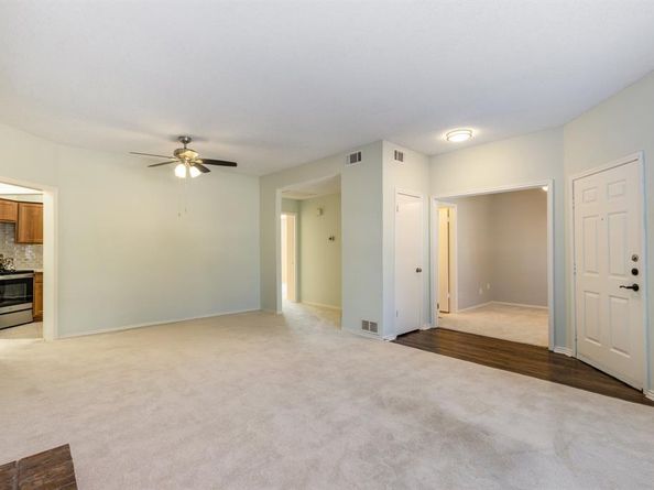 3101  Townbluff Drive  1013, Plano Texas 75075