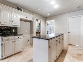 6911  Gateridge Drive , Dallas Texas 75254