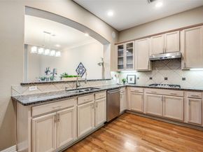 2205  Canton Street  107, Dallas Texas 75201