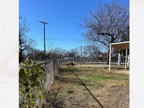 1406  Lynn Haven Avenue , Dallas Texas 75216