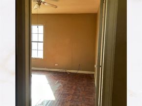 1406  Lynn Haven Avenue , Dallas Texas 75216