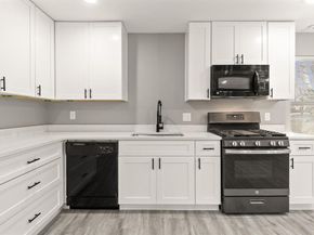 2970  Minoco Drive , Dallas Texas 75227