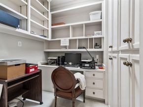 17  Stonecourt Circle , Dallas Texas 75225