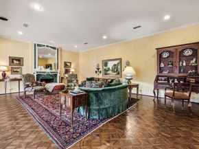 17  Stonecourt Circle , Dallas Texas 75225