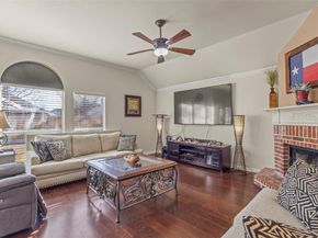 517  Acorn Court , Saginaw Texas 76179