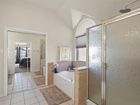 517  Acorn Court , Saginaw Texas 76179