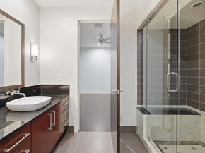 2600 W 7th Street  1827, Fort Worth Texas 76107