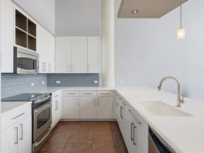 2600 W 7th Street  1827, Fort Worth Texas 76107