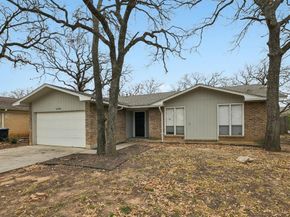 1209  Pin Oak  , Denton Texas 76209