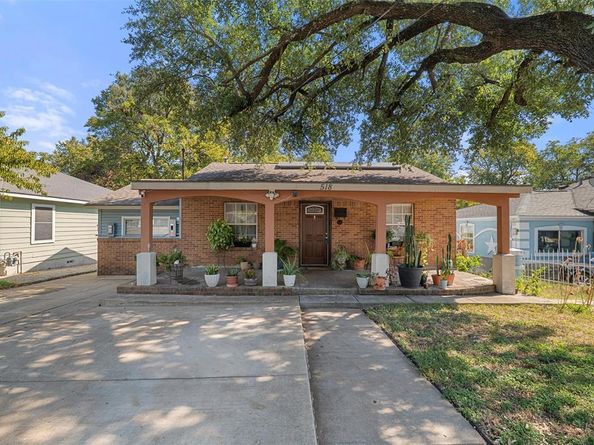 518  Red bud Lane , Cockrell Hill Texas 75211