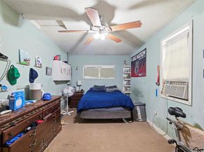 518  Red bud Lane , Cockrell Hill Texas 75211