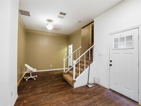 518  Red bud Lane , Cockrell Hill Texas 75211