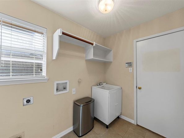 5812  Copper Canyon Drive , The Colony Texas 75056