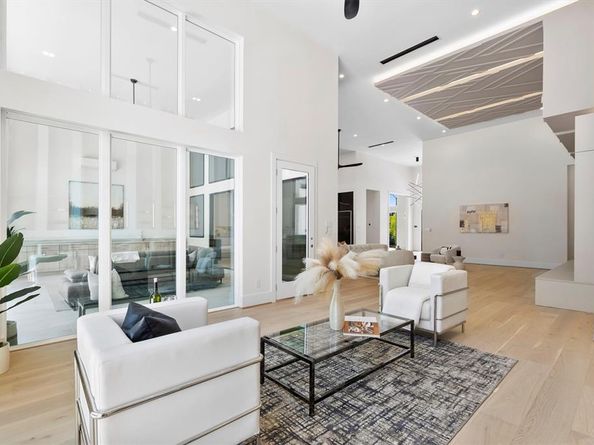 11314  Hillcrest Road , Dallas Texas 75230