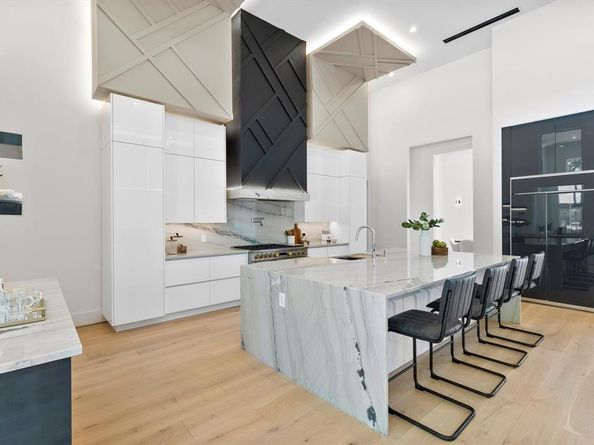 11314  Hillcrest Road , Dallas Texas 75230