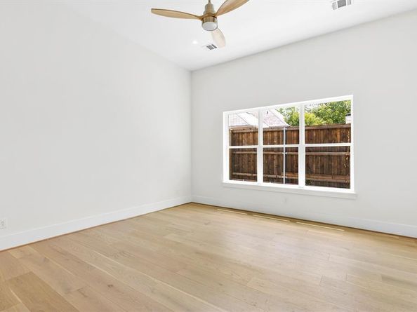 11314  Hillcrest Road , Dallas Texas 75230