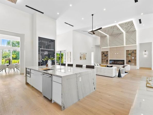 11314  Hillcrest Road , Dallas Texas 75230