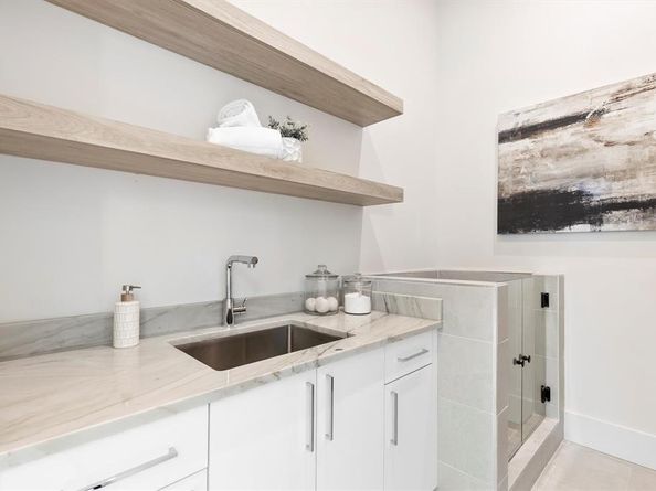 11314  Hillcrest Road , Dallas Texas 75230